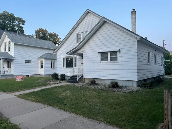 458 Center St, Winona, MN 55987