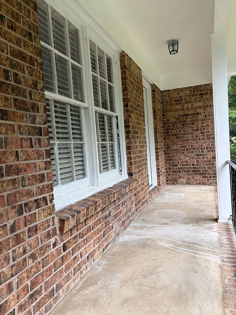 Charming Home for Rent in Anniston, AL - 6305 Winwood Drive — Photo 2