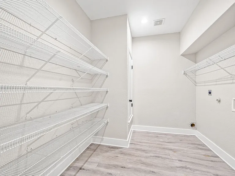 8815 Imperial Cross — Photo 14