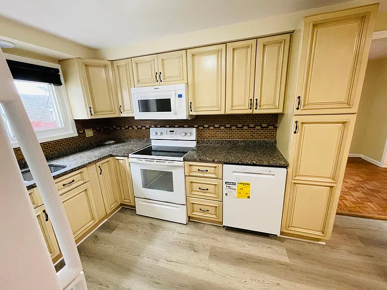 157 Fairgreen Dr #RIGHT — Photo 7