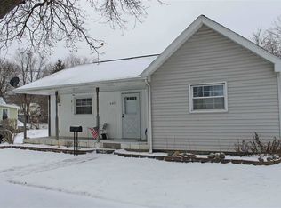 402 S Oak St, Durand, MI