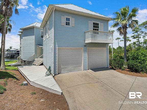 3rd image of 3434 Mariner Cir