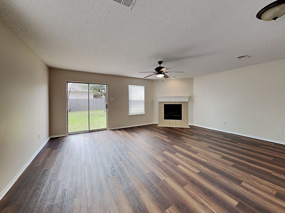 1st image of 306 Avenue C
