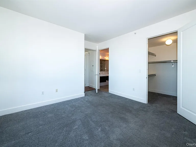 175 Huguenot St #1402 — Photo 13