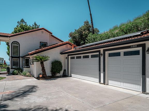 5th image of 11225 Canyon Dr