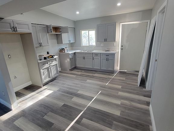 2nd image of 2019 Kern St #3