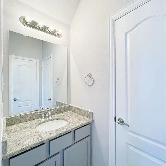 440 Round Lake Dr — Photo 25