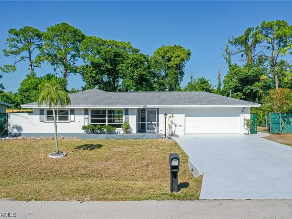 8631 Exeter St, Fort Myers, FL 33907