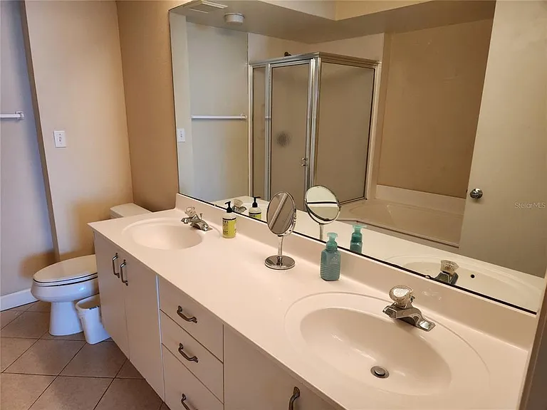 6105 Bahia Del Mar Cir #283 — Photo 13