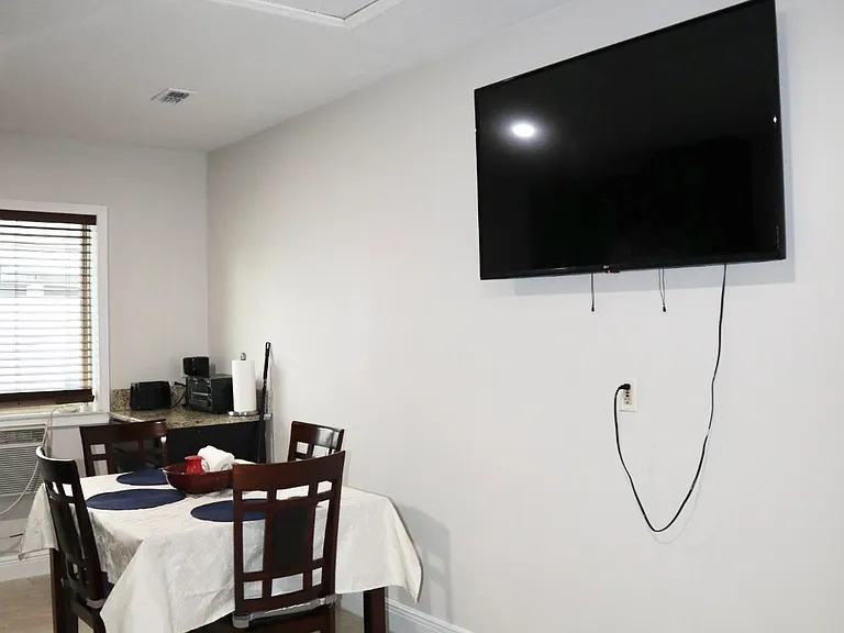 232 Satinwood Cir #1 — Photo 9