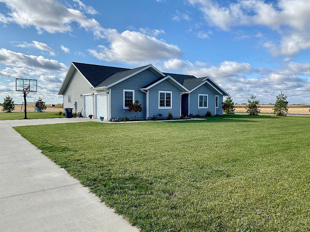9 Cardinal Dr, Teutopolis, IL 62467 | Zillow