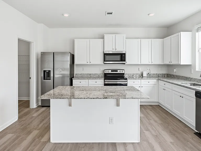 582 Walnut Grove Way — Photo 8