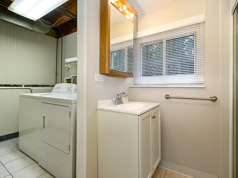 235 W Hickory Rd — Photo 19