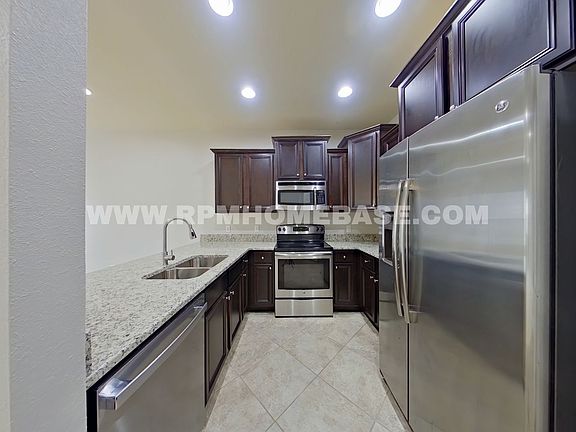 2nd image of 2093 Wilsons Plover Cir