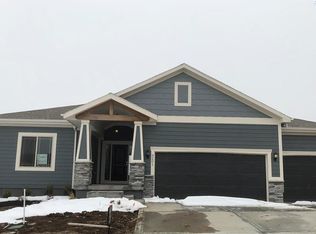 9201 SW 2nd St, Blue Springs, MO 64064