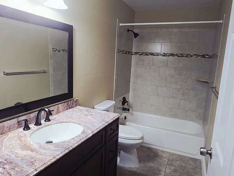 55 Northlake Blvd #46 — Photo 10