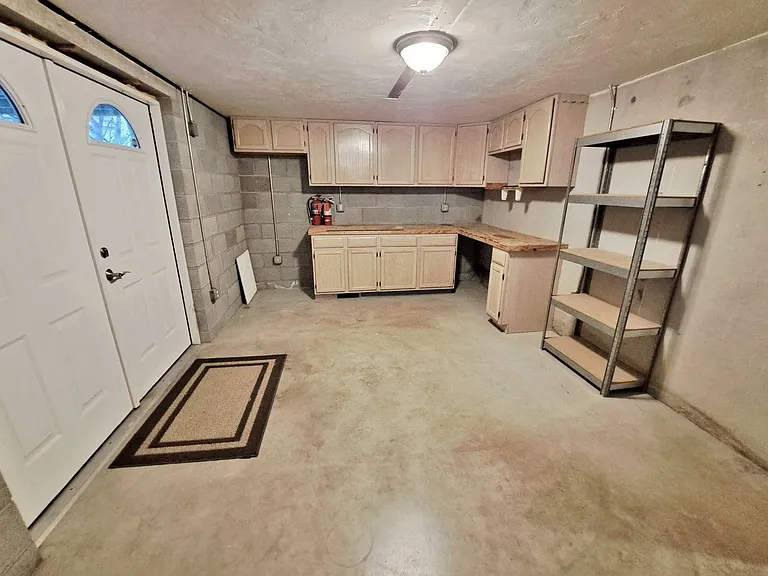 417 Debbi Ct — Photo 44