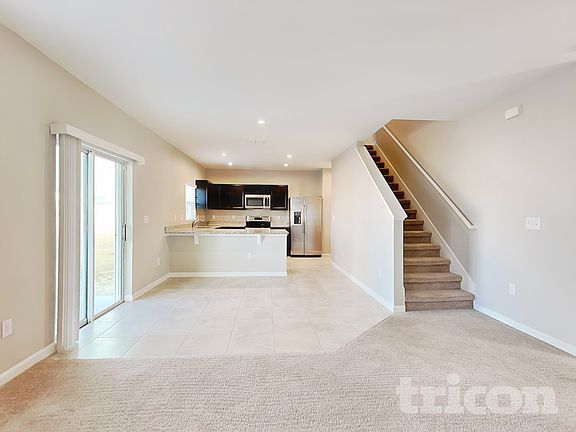 4th image of 1008 Talon Ln