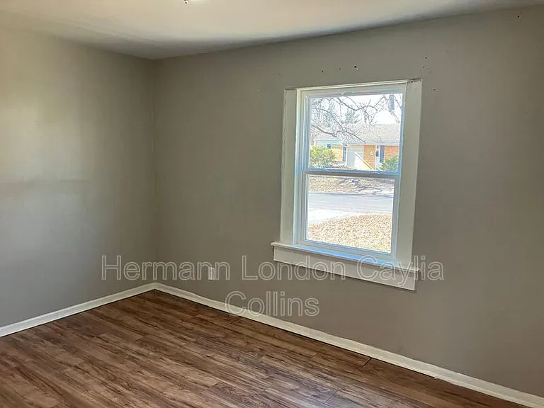 9850 Dennis Dr — Photo 6