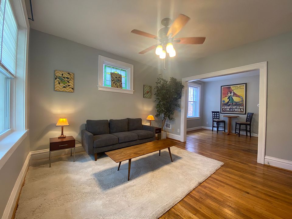 1st image of 4959 Magnolia Ave #2W