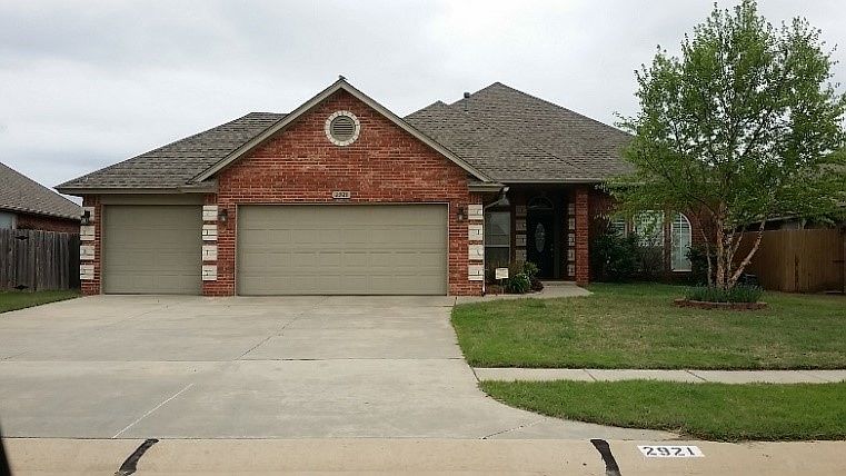 1st image of 2921 Bretford Way