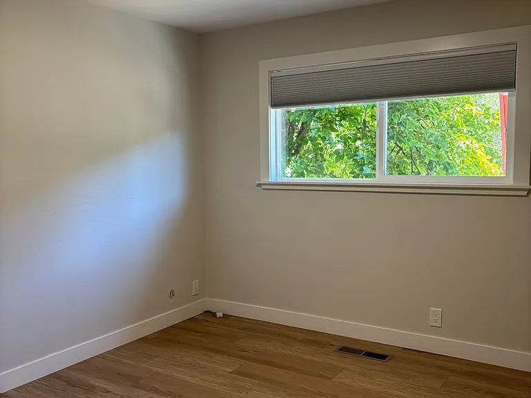 5930 Monte Verde Dr — Photo 6