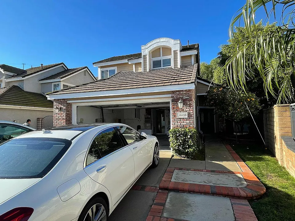 18106 Conestoga Ln