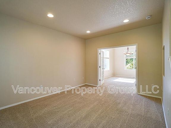 5th image of 2200 NE 106th St