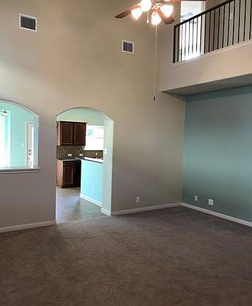 2nd image of 2301 Nestlewood Dr