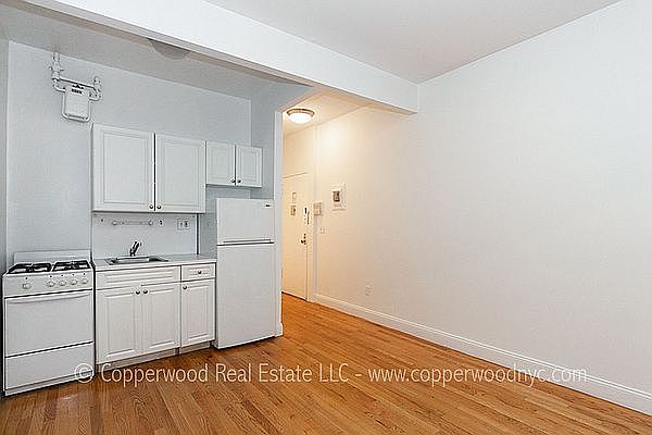 1st image of 444 E 81st St APT 5