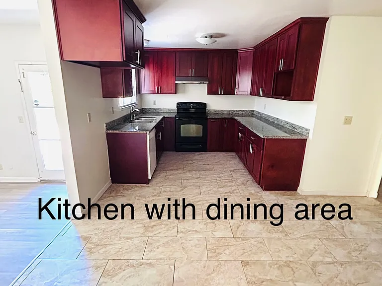 6663 Mount Holly Dr — Photo 5