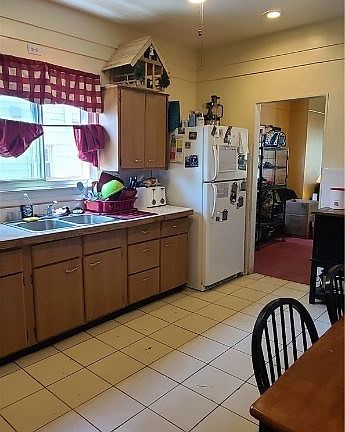 4th image of 397 Ideal St