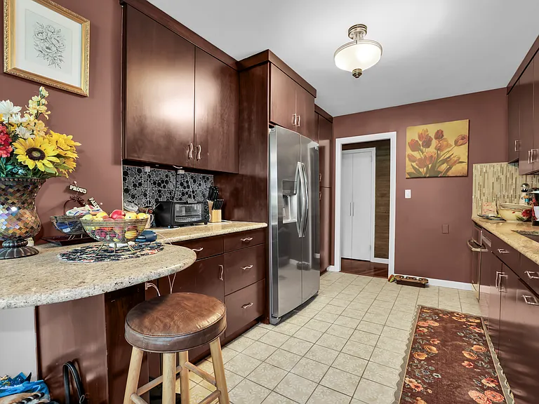 1 Claridge Dr #212 — Photo 20