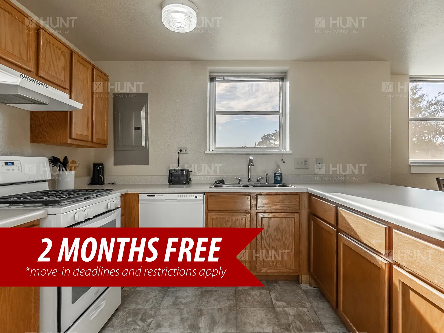 4 bed, 2.5 bath, 1969 sqft, $1,550 — Photo 1