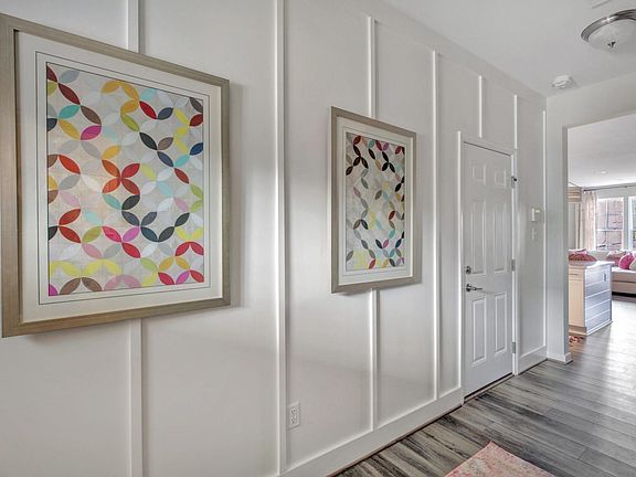 Desert Candle Dr Moseley VA-large-003-1-Foyer-1500x1000-72dpi