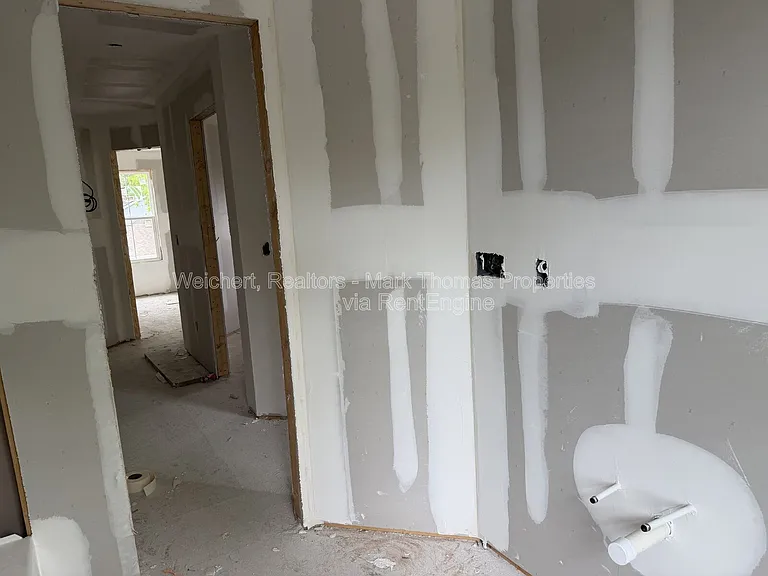 1203 Fern St — Photo 39