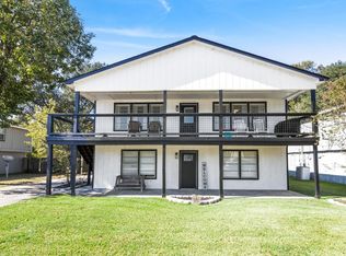 342 Governor Hogg Dr, Pointblank, TX 77364