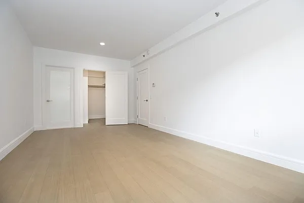 Rented by REAL New York | media 15