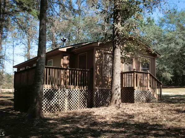 599 Riverbend Rd, Commerce, GA 30530