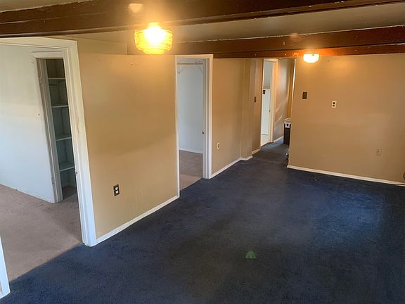 3rd image of 1528 Oakland Ave