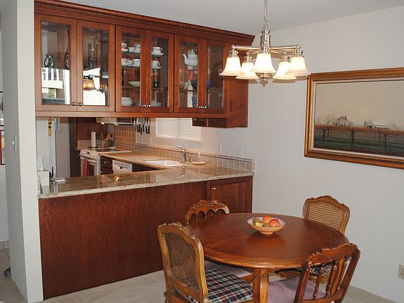 5th image of 21181 E Cliff Dr
