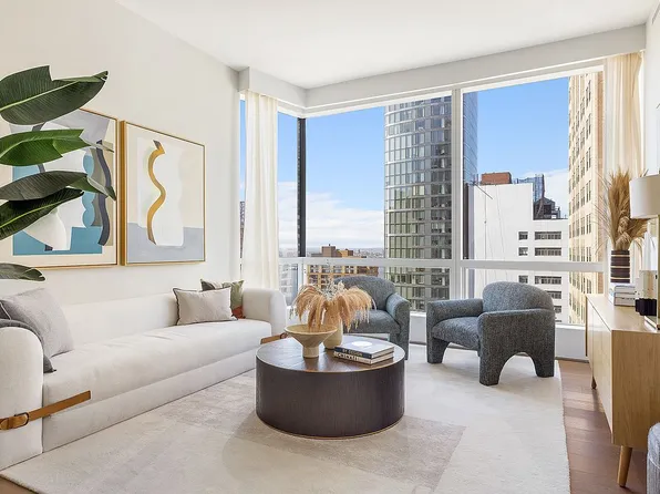 77 Greenwich St #30C, New York, NY 10006