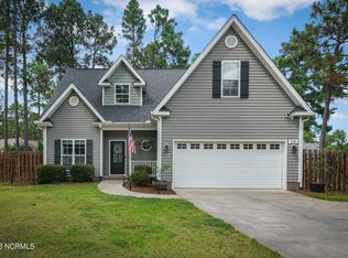 28 Calhoun Ln, Pinehurst, NC 28374