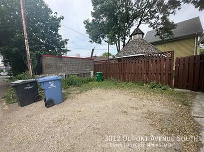 3012 Dupont Ave S — Photo 29