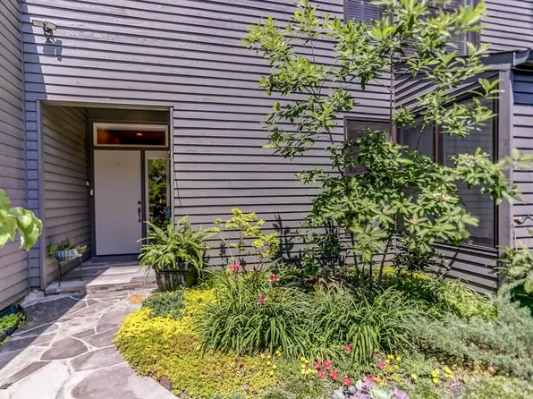 733 Eventide Dr, Memphis, TN 38120