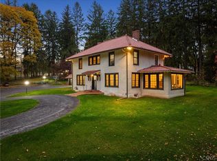 28 Jordan Rd, New Hartford, NY 13413