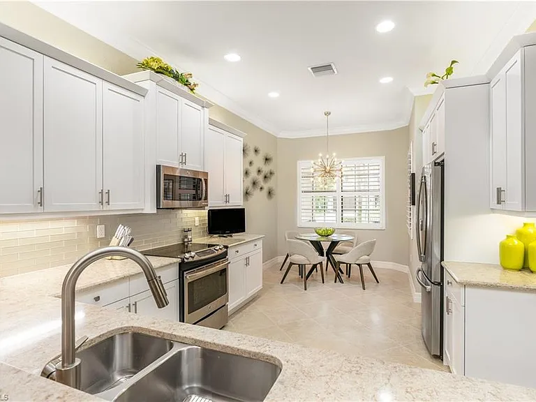 13628 Mandarin Cir — Photo 7
