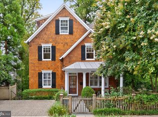 6412 Ridge Dr, Bethesda, MD 20816