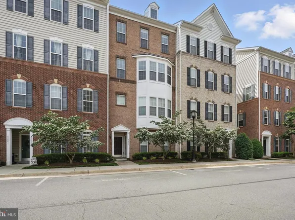 43837 Kingston Station Ter, Ashburn, VA 20148