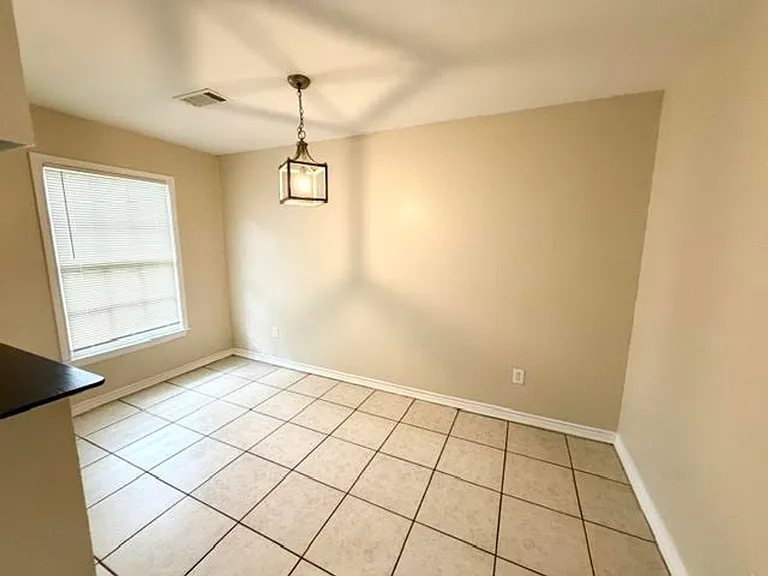 3022 Edmond Ave — Photo 4